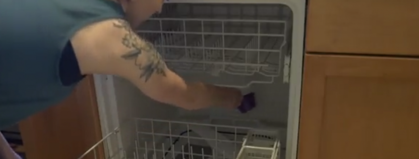 تمیز کردن فیلتر ماشین ظرفشویی